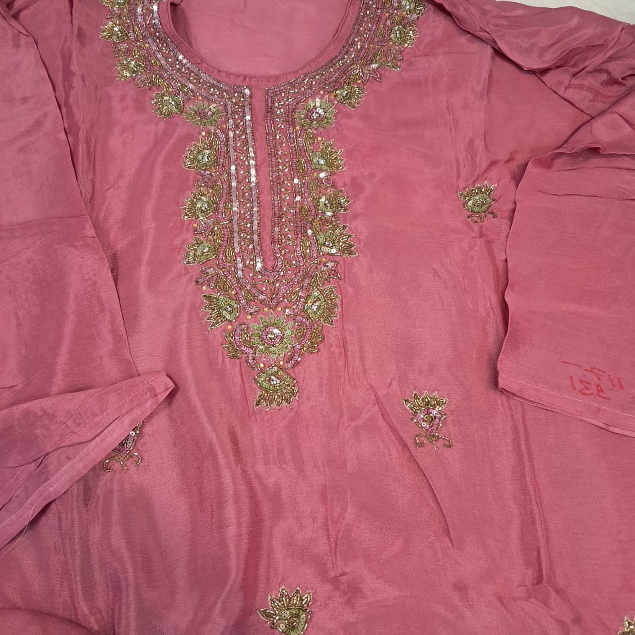 SEMI STICHED CHINNON HANDWORK UNSTICHED SALWAR SUIT GE708